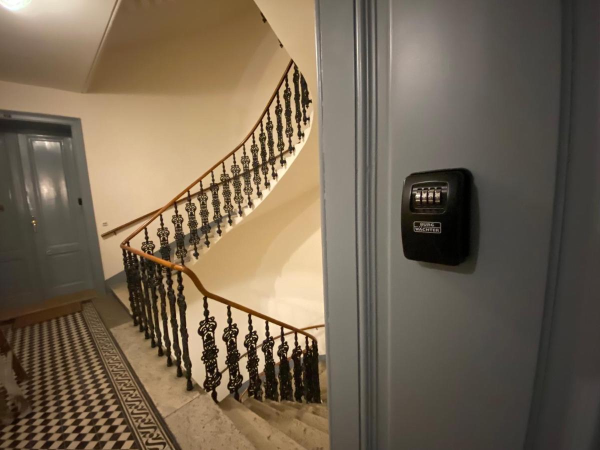 Apartments Opera Vienna Luaran gambar